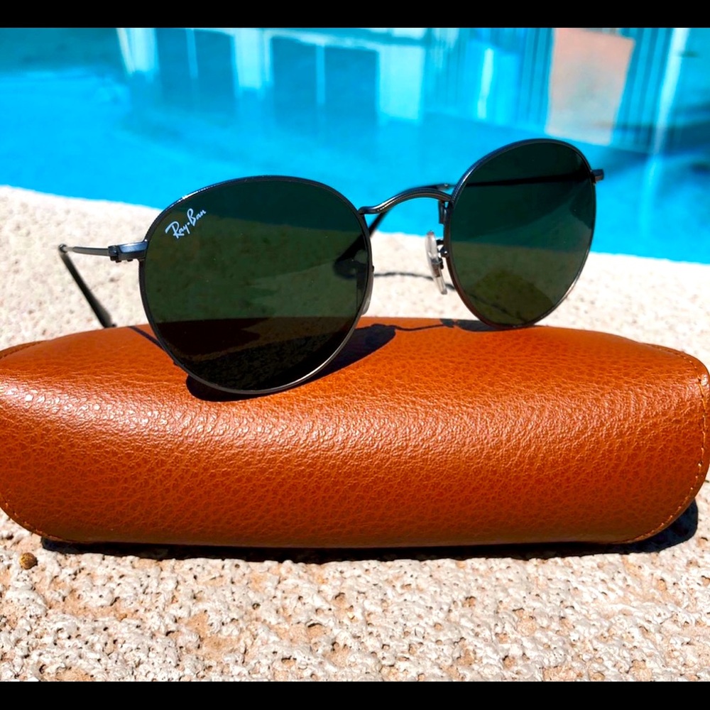 Rayban round metal.grey and black